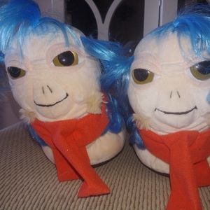 Labyrinth Ello Worm Slippers
